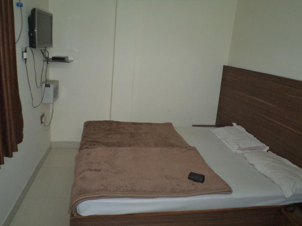 Hotel Umang Λάκναου Δωμάτιο φωτογραφία