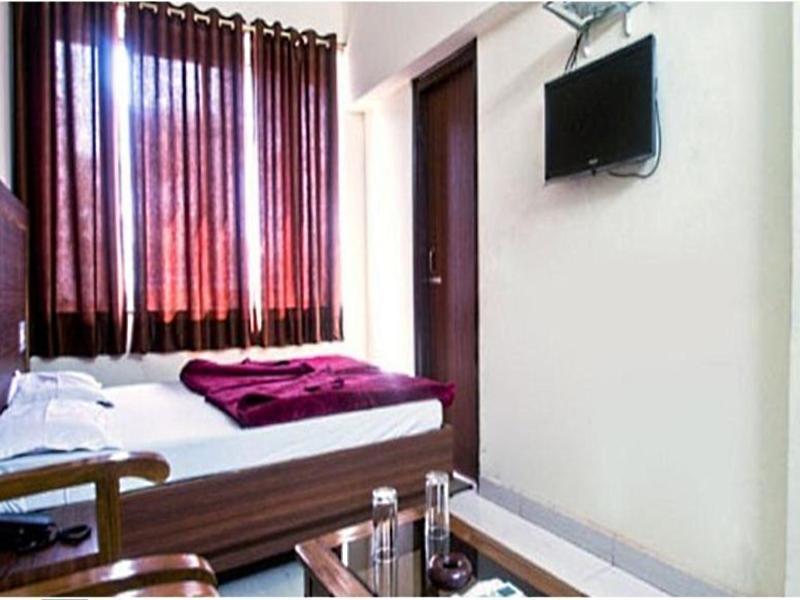 Hotel Umang Λάκναου Εξωτερικό φωτογραφία